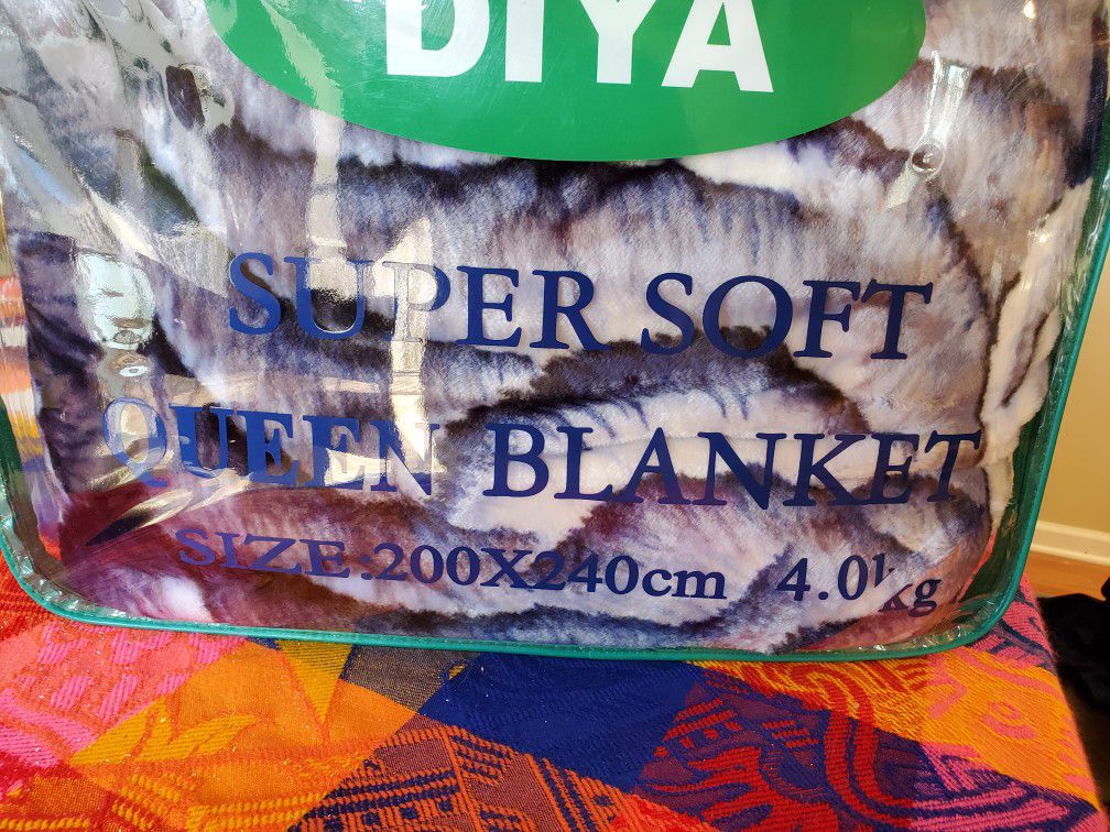 DIYA,Super Soft,Queen Blanket,size:200×240cm.4.0 Kg.
