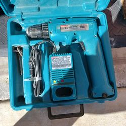 Makita Driver Drill 