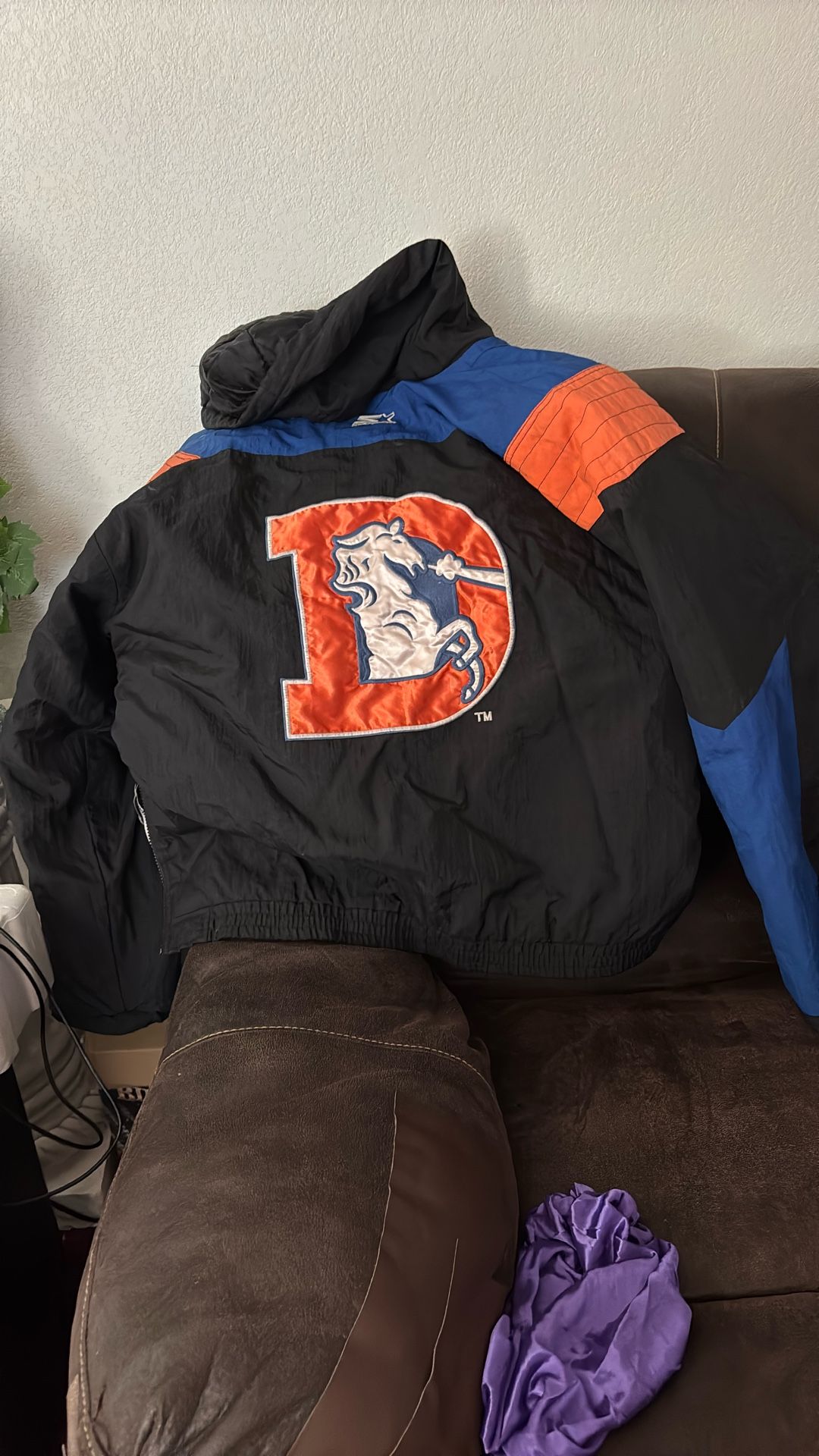 Bronco jacket