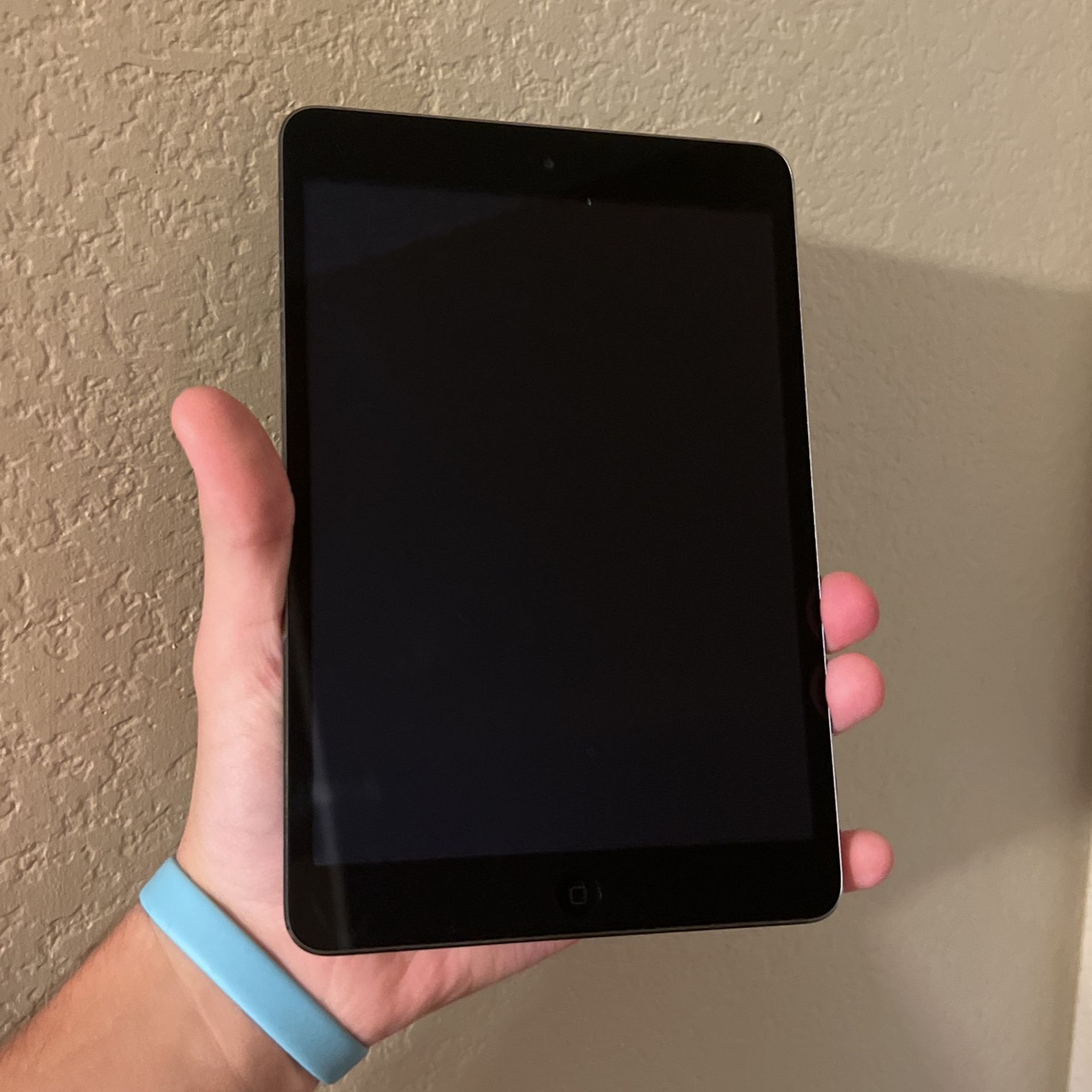 Ipad Mini for Sale in Gilbert, AZ OfferUp