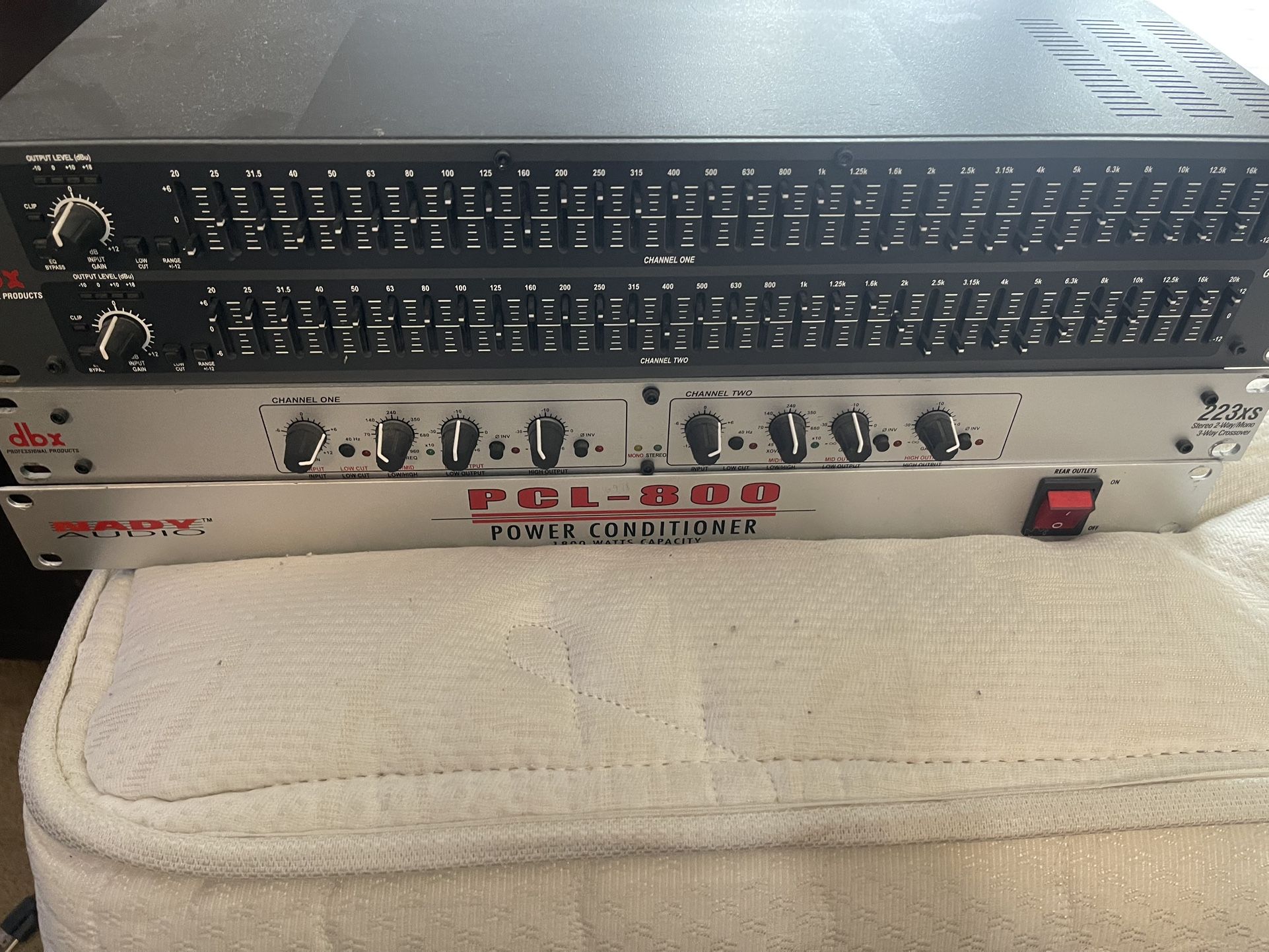 EQ