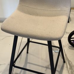 2 Counter Height Stools