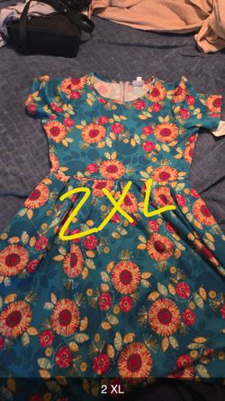 Varies size clothing varies prices