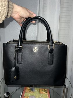 Tory Burch Double Zip Robinson Tote for Sale in Humble, TX - OfferUp