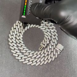 Moissanite Diamond Cuban Link Chain (Diamond Tester works✅)