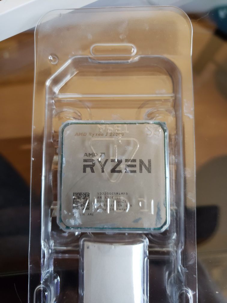 AMD Ryzen 2200g - AM4