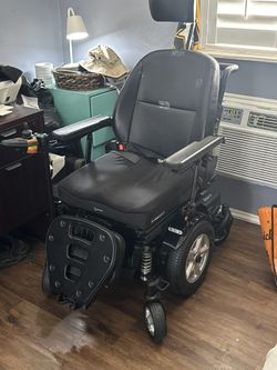 Electric Chair Only Use Maybe Twice Everything Works As Should