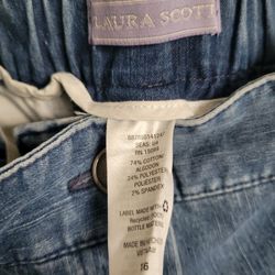 Ladies Capris Jeans Size16 By Laura Scott 