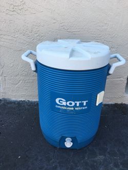 Gott Drinking Water cooler 5 Gallon for Sale in St. Augustine FL
