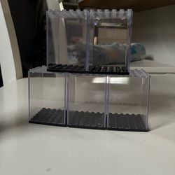 Stackable Lego minifigure display