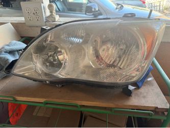2008 Toyota Avalon xls driver side headlight
