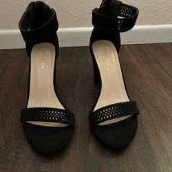 Black Heels Size 7.5