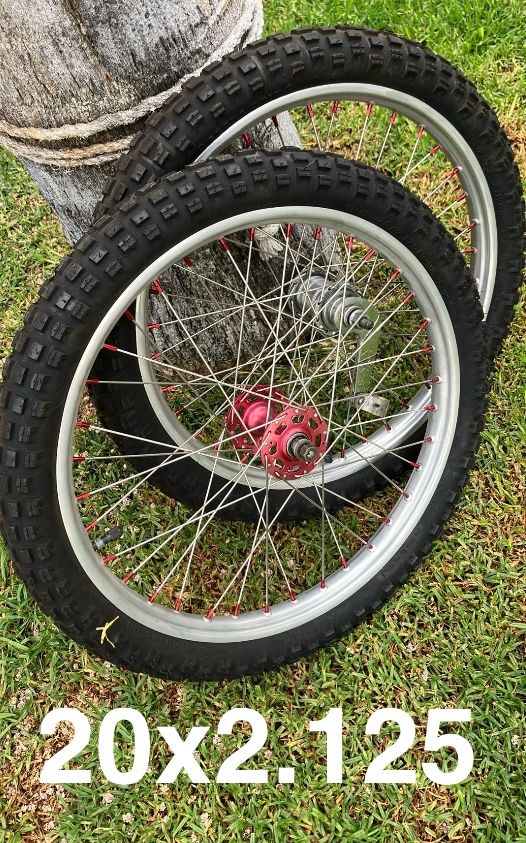 Alloy Rings, Aluminum, Stainless, Vintage BMX, Spin Straight, Araya, NOS Shing Chen Tires, Located In LaHabra