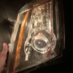 Cts-V Sedan DriverSide Headlight