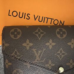 Wallet with original box