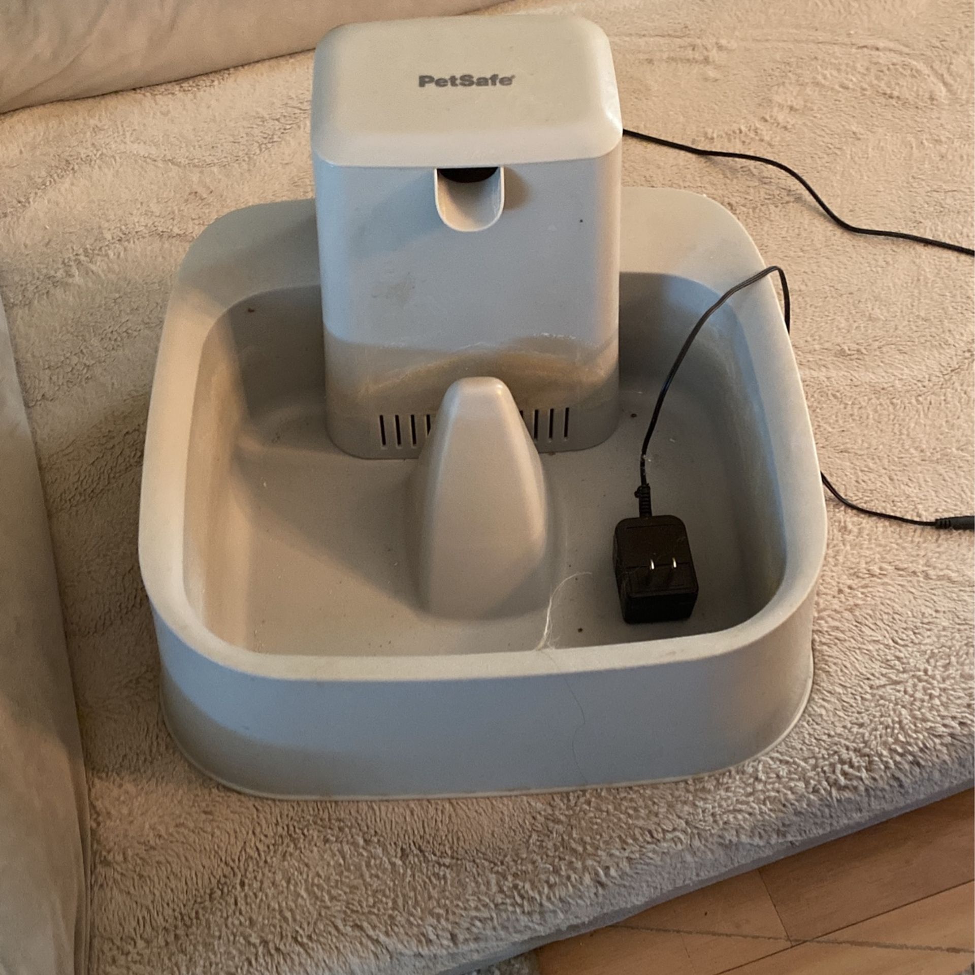 Pet Safe Drinking Fountain