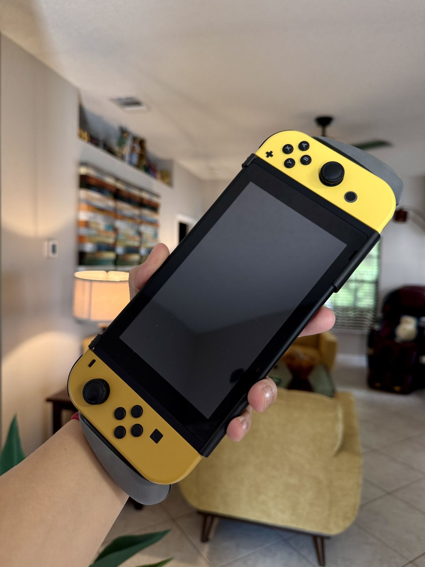 RARE LIMITED EDITION POKÉMON SWITCH FOR SALE