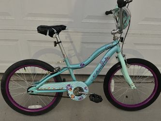 Schwinn girls Bike 20 Inch 
