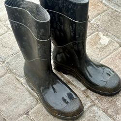 🛠 Gently Used Men’s Size 11 Servus Rain Boots – Heavy Duty – $15 – Claremont Mesa
