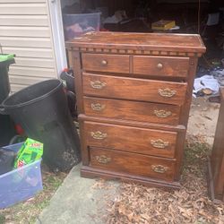 Queen size bedroom set