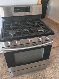 Electric and Gas Stoves Available Delivery