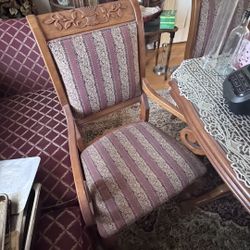 Traditional Dining Room Table 