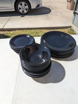 Black Dishes Service For 7