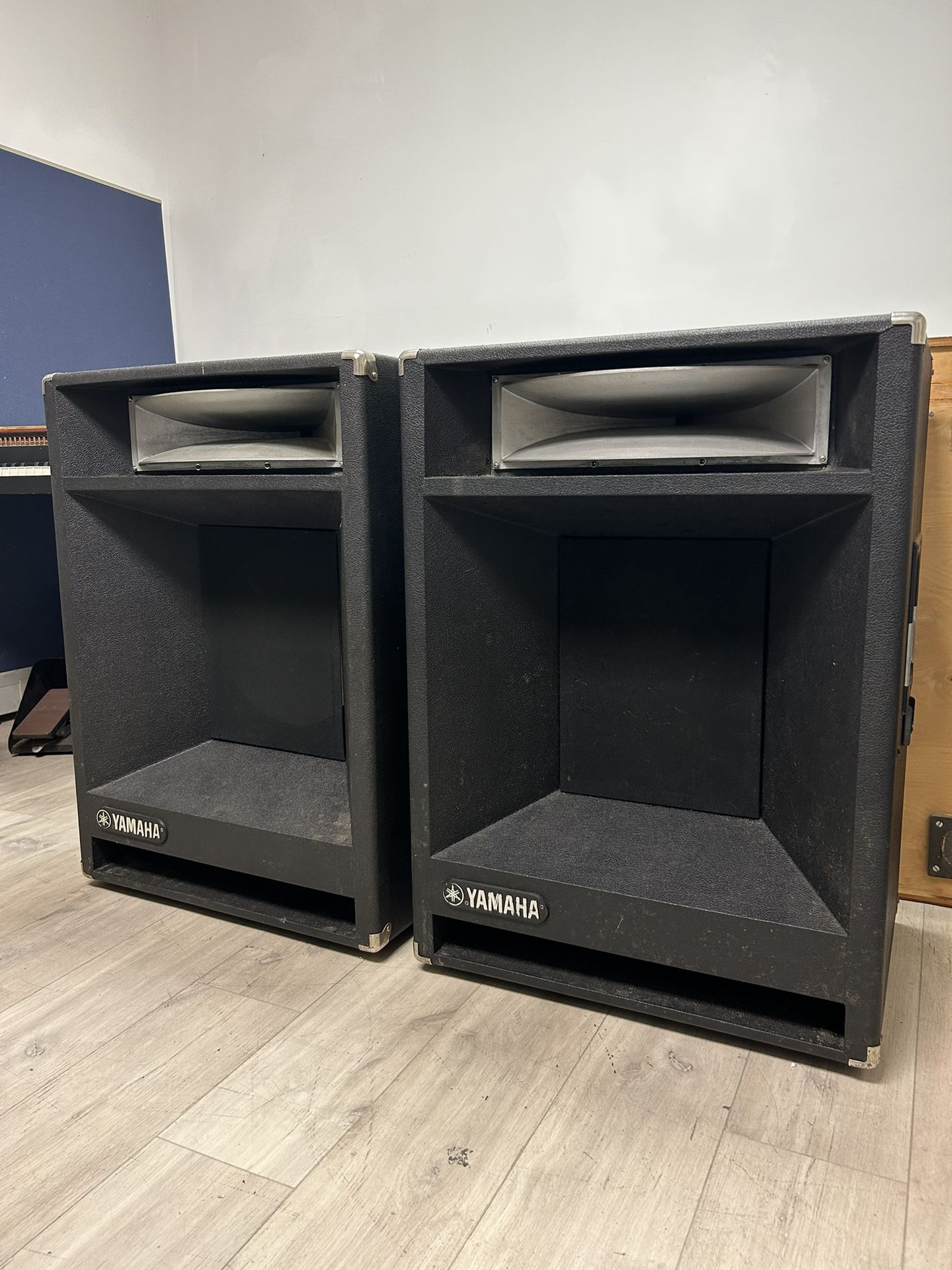 Yamaha S4115H Speaker Pair