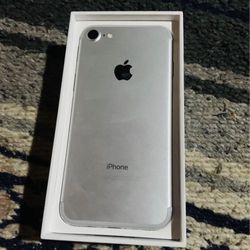 iPhone 7 Unlocked With Warranty 