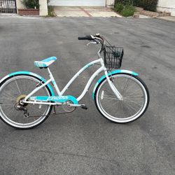 Baby Blue Beach Cruiser Bike. 🚲 