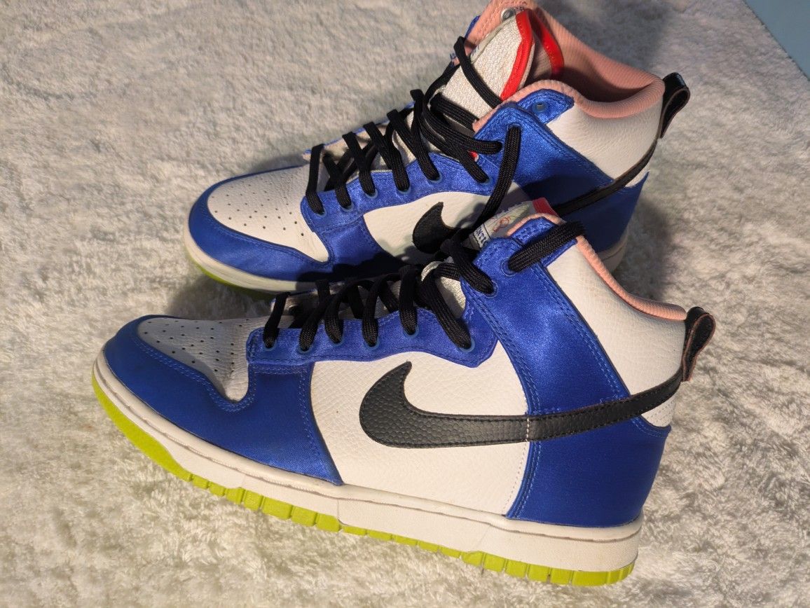 Nike