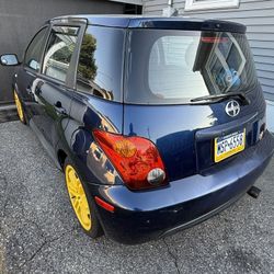 2005 Toyota Scion XA 5 Speed Manual 