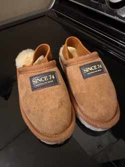 Since 74 uggs size 9/10