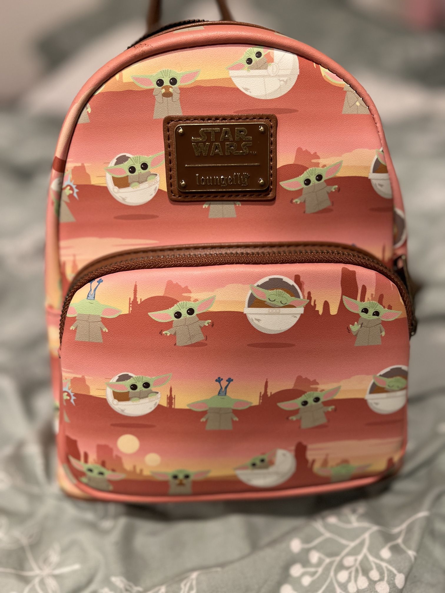 🌟 Baby Yoda (The Child) Mini Loungefly Backpack — $80 (Brand New Condition)