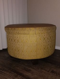 Round Upholstered Storage Ottoman