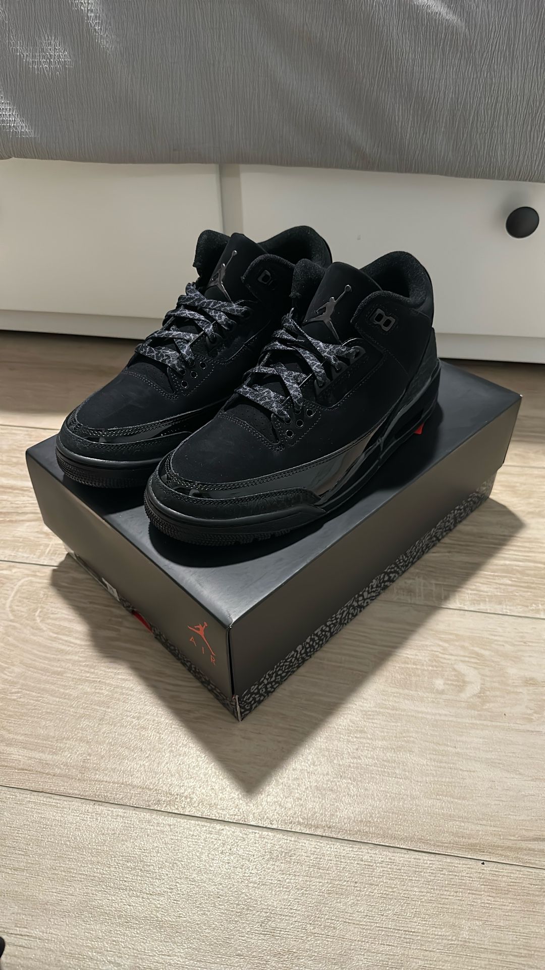 Air Jordan 3 Black Cat
