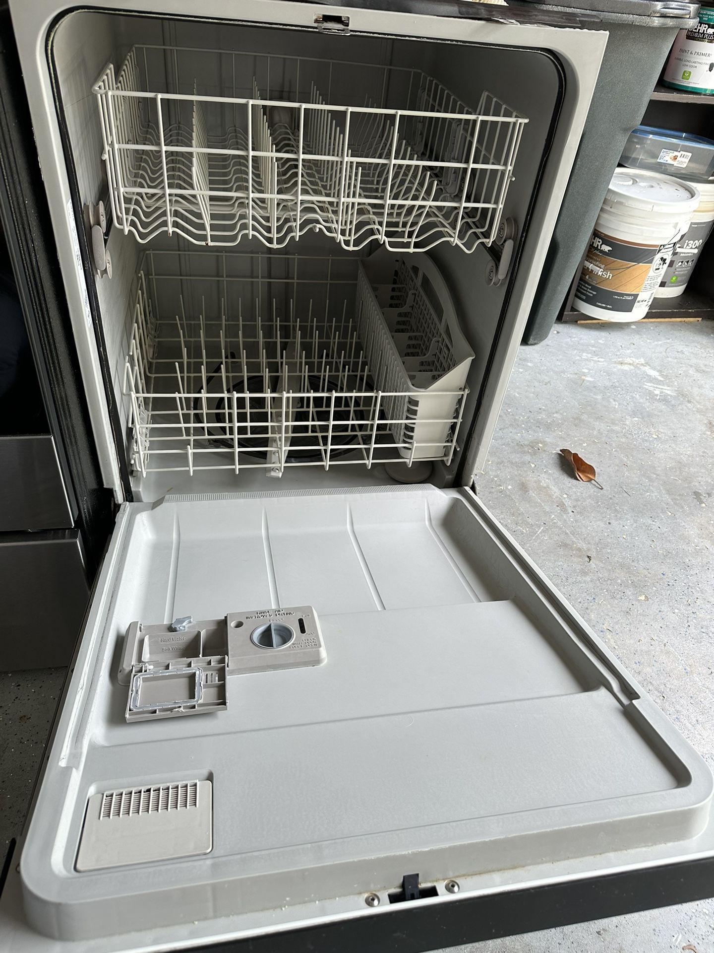 Amana Dishwasher for Sale in Orlando, FL OfferUp