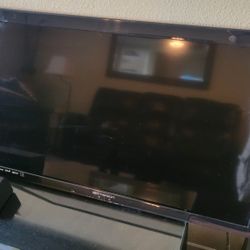 Free 29" HD TV with Wall Mount