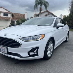 2019 Ford Fusion Hybrid SE
