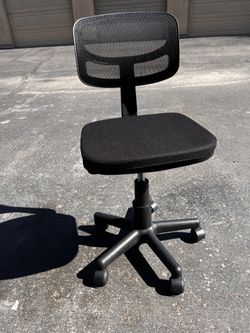 Giantex Armless Desk Chair, Low Back Computer Chair, Ergonomic Small Chair with Adjustable Height, Y-Shaped Support for Adults, Teens and Kids, Task C