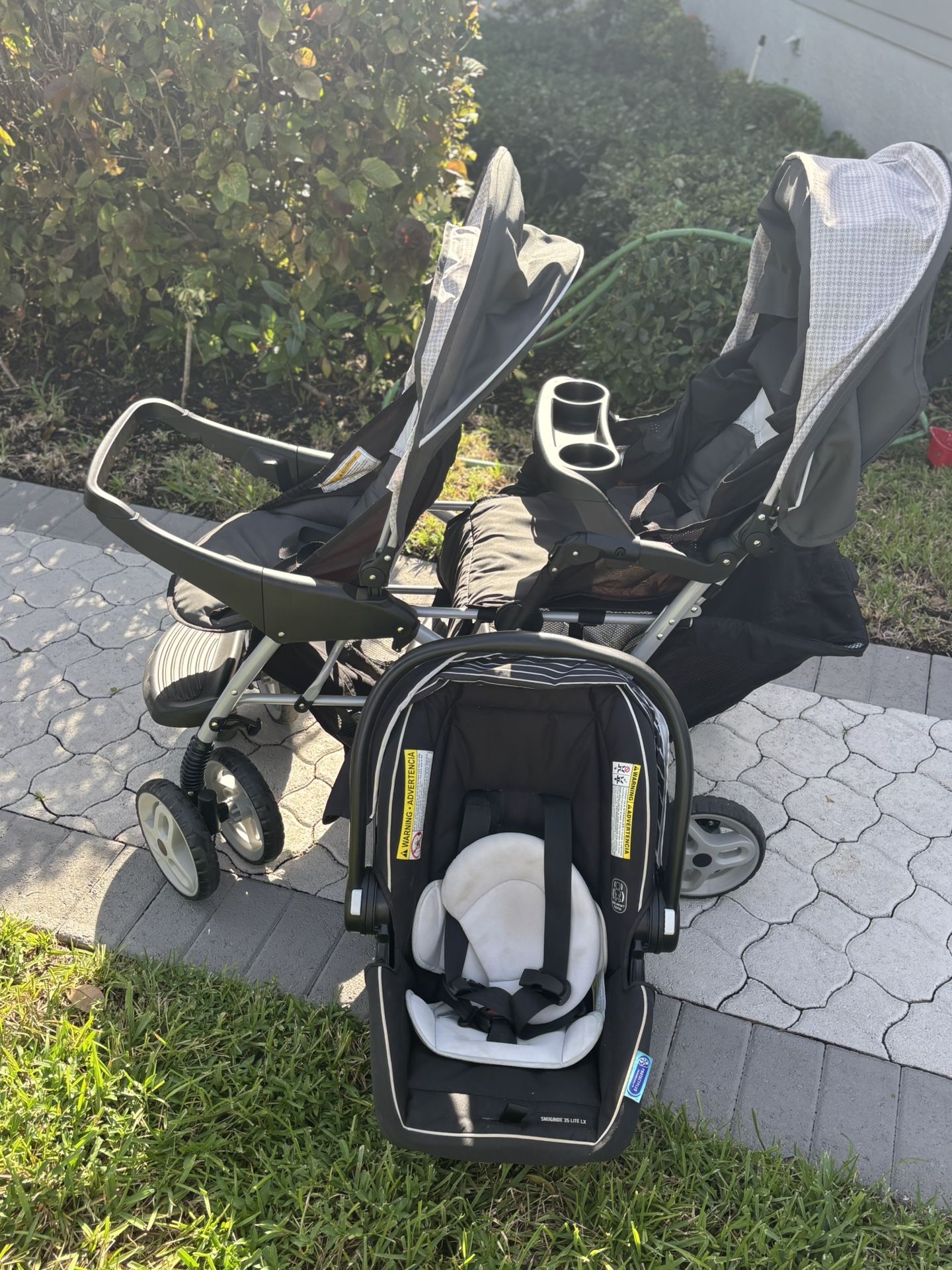 Double Stroller + Carseat