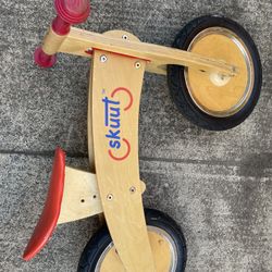 Skuut balance bike hotsell