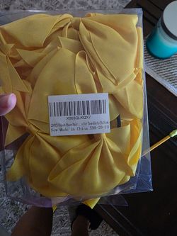 Yellow hair bows