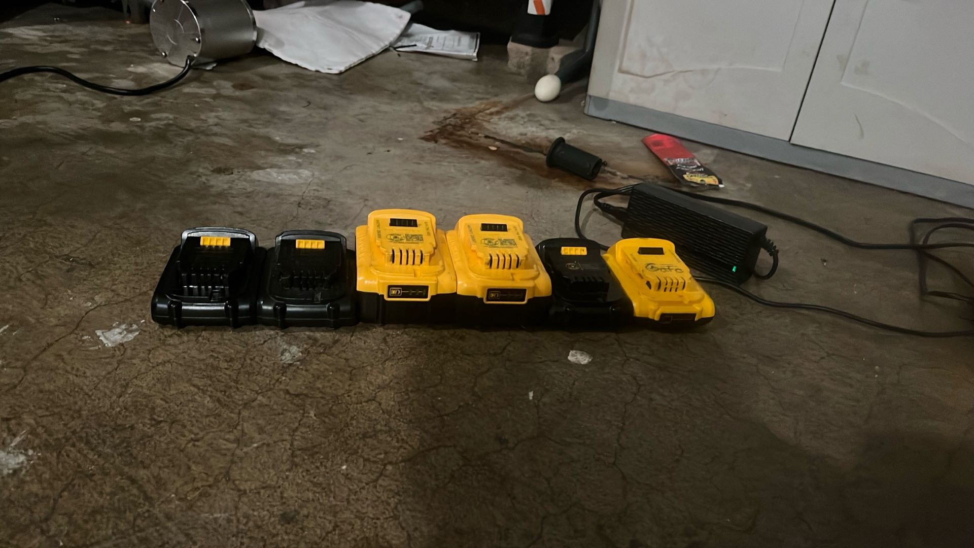 Dewalt Batteries