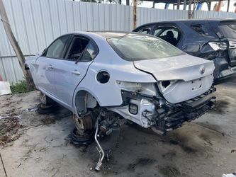 2023 Alfa Romeo Giulia For Part