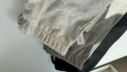 Essential sweatpants