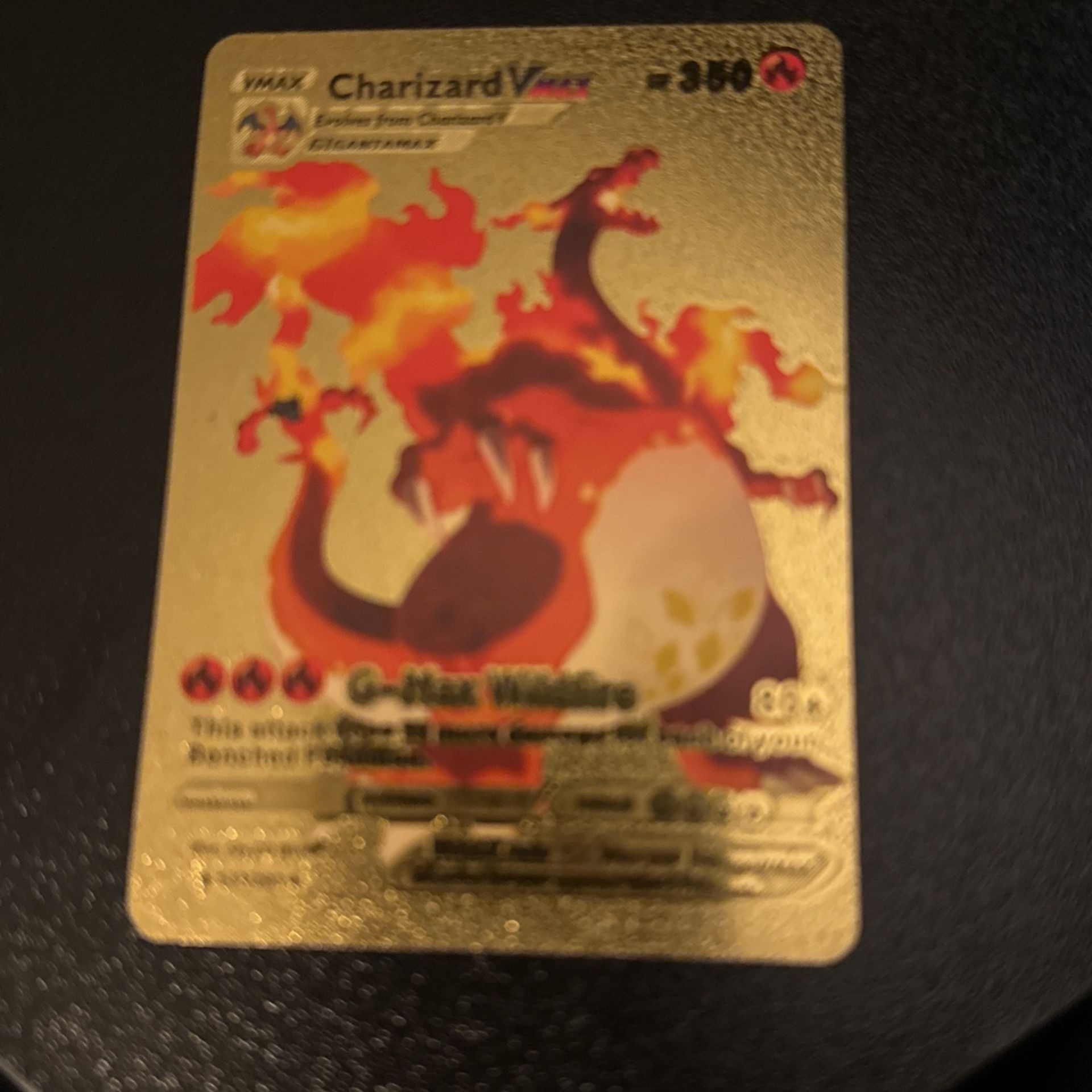 Charizard Vmax 350hp Gold Foil Pokémon Card.143/293
