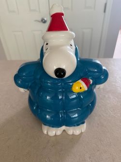 Snoopy Santa cookie jar