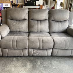 Couch With 2 Recliners