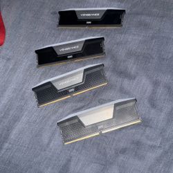 DDR5 RGB VENGEANCE 2x16 RAM 6000MHZ